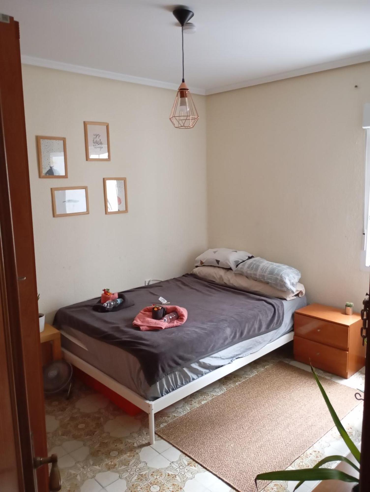 Grosses Modernes Zimmer "Silber" Fuer 2 Personen Und Katzenliebhaber Valencia Exterior foto